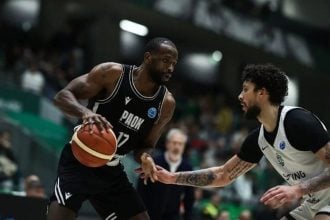 «Πάτησε»… γκάζι στο δεύτερο ημίχρονο και κέρδισε τη Σπόρτινγκ ο ΠΑΟΚ