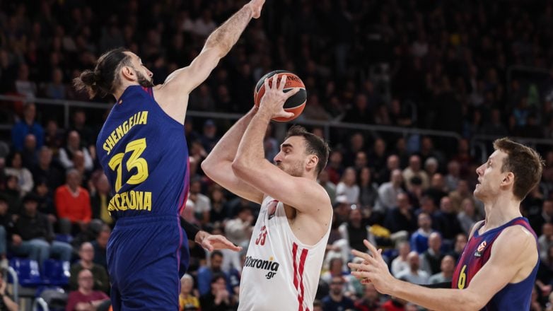 Ολυμπιακός: Κακή εμφάνιση και ήττα στη Βαρκελώνη