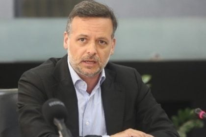 Δούκας: Είναι πολιτική ευθύνη να διασφαλίζεις ότι κανένα νοικοκυριό δεν μένει στο σκοτάδι