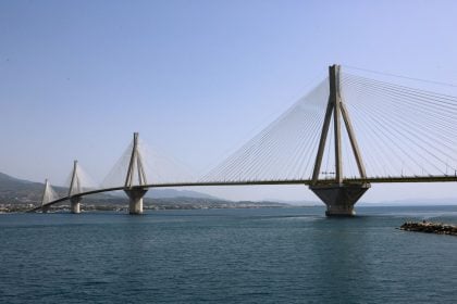 Μας ετοιμάζει "μποναμά" η γέφυρα Ρίου-Αντιρρίου από 1η Ιανουαρίου με αυξήσεις στα διόδια - Ο νέος τιμοκατάλογος