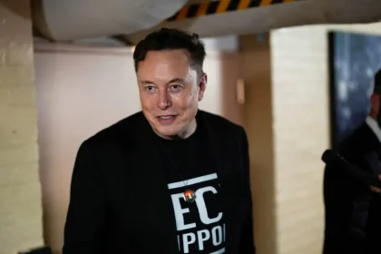 Παραλήρημα Έλον Μασκ κατά ΕΕ: Ο δισεκατομμυριούχος απειλεί με «αντίποινα» μετά το πρόστιμο των 120 εκατ. ευρώ στο X