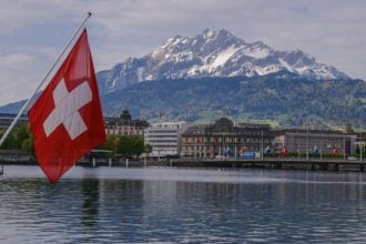 Ελβετία: Ανεπαρκής η αμυντική ετοιμότητα απέναντι σε μία γενικευμένη επίθεση