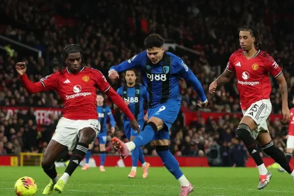 Μάντσεστερ Γιουνάιτεντ – Μπόρνμουθ 4-4: Χωρίς νικητή η ματσάρα με δύο ανατροπές στο «Ολντ Τράφορντ»