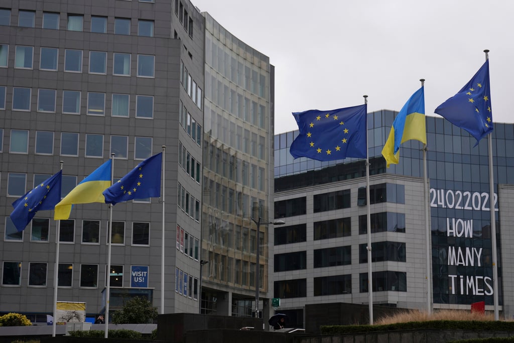 Ζελένσκι στο Βερολίνο για ειρηνευτικές συνομιλίες – Ευρωπαϊκές ανησυχίες για «Δούρειο Ίππο» υπέρ της Ρωσίας στο σχέδιο των ΗΠΑ