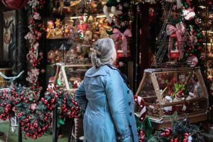 Πάτρα: Το σημερινό εορταστικό ωράριο των καταστημάτων – Πως θα λειτουργήσουν τις επόμενες ημέρες