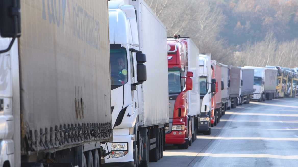 Έτοιμοι για κινητοποιήσεις από 21 Δεκεμβρίου οι ιδιοκτήτες φορτηγών
