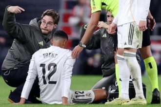 Επιστρέφει τη νέα χρονιά ο Αλεξάντερ - Άρνολντ