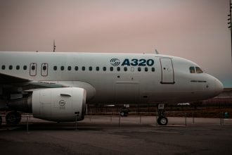 Reuters: Nέο πρόβλημα με τα αεροσκάφη A320 της Airbus – Εντοπίστηκε «αστοχία» στα πάνελ της ατράκτου