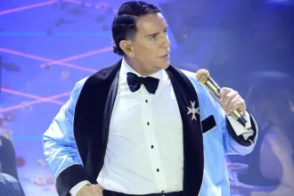 Ο Γιώργος Μαζωνάκης προσέφερε 20.000 ευρώ στον τηλεμαραθώνιο του ΑΝΤ1