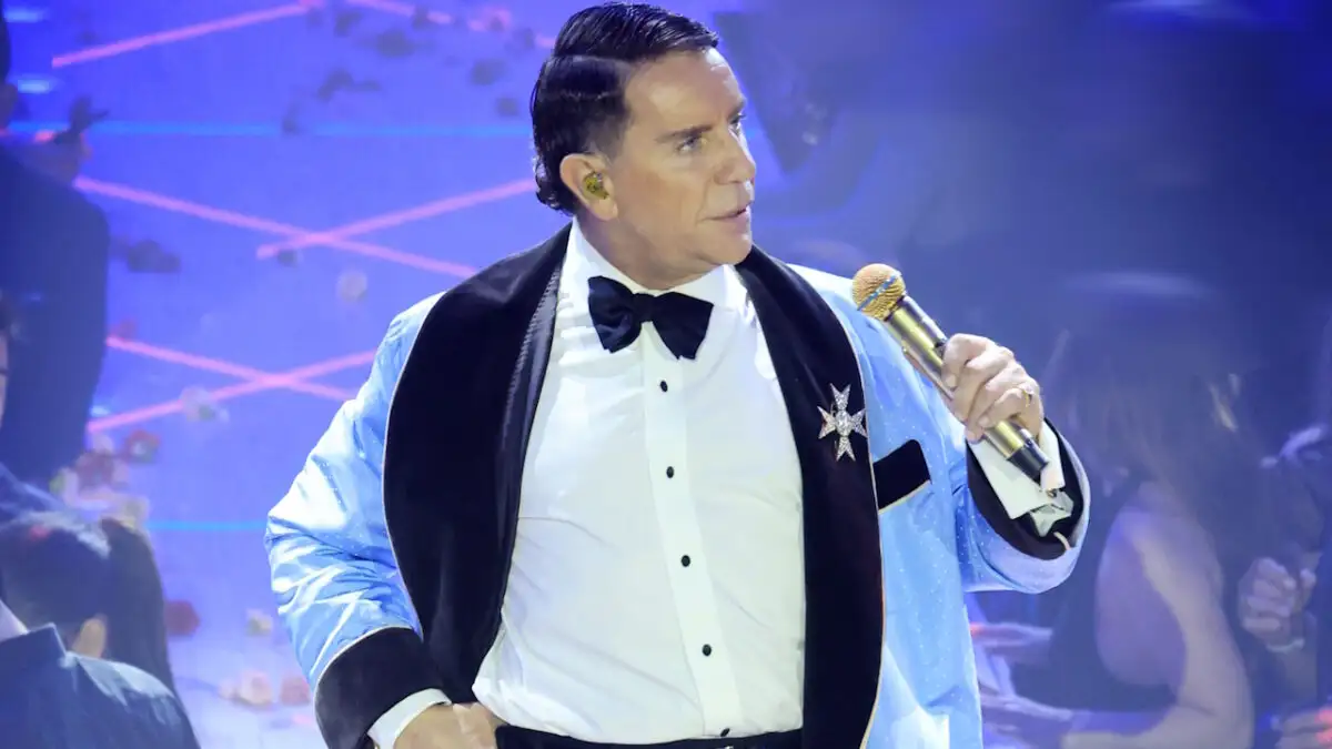 Ο Γιώργος Μαζωνάκης προσέφερε 20.000 ευρώ στον τηλεμαραθώνιο του ΑΝΤ1