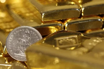 Στα 1.000 ευρώ η χρυσή λίρα – Συνεχίζεται η άνοδος σε χρυσό και ασήμι