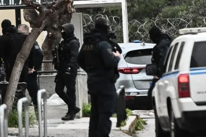 Στη φυλακή το «δεξί χέρι» του αρχηγού της μαφίας των «τσιγαράδων» για την δολοφονία Ζαμπούνη στο Νέο Κόσμο