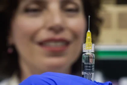 Εποχική γρίπη: Κατέφτασε νωρίτερα τον φετινό χειμώνα - Εμβολιασμό κυρίως για τις ευπαθείς ομάδες συστήνει ο ΕΟΔΥ