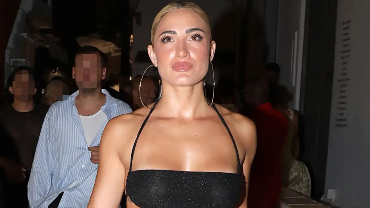 Η Ιωάννα Τούνη ετοιμάζεται να χαρίσει παιχνίδια του Πάρη σε ίδρυμα