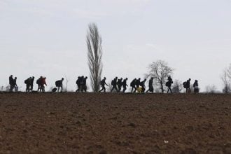 Τρεις Αφγανοί μετανάστες πέθαναν από το κρύο προσπαθώντας να φθάσουν στο Ιράν