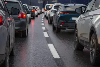 Τέλη κυκλοφορίας 2026: Λήγει η προθεσμία πληρωμής στις 31 Δεκεμβρίου – Κλιμακωτά φέτος τα πρόστιμα