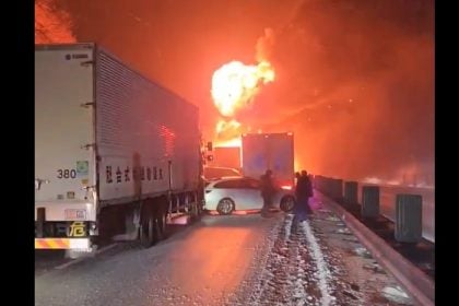 Πύρινη κόλαση από καραμπόλα 50 και πλέον οχημάτων στην Ιαπωνία ΔΕΙΤΕ ΒΙΝΤΕΟ