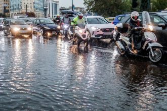 Κακοκαιρία «Byron»: Νέα κόκκινη προειδοποίηση για 9 περιοχές - Ισχυρές βροχές, σφοδρές καταιγίδες και χαλάζι
