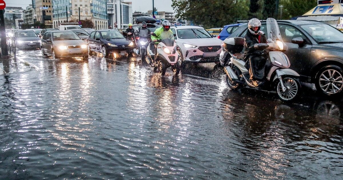 Κακοκαιρία «Byron»: Νέα κόκκινη προειδοποίηση για 9 περιοχές - Ισχυρές βροχές, σφοδρές καταιγίδες και χαλάζι
