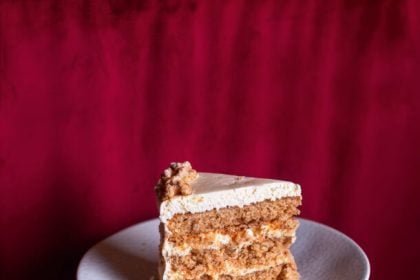 Καρυδόπιτα με τυρί κρέμα από τον Στέλιο Παρλιάρο