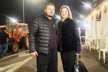 Στο μπλόκο της Νίκαιας η Μαρία Καρυστιανού