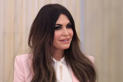 Γκιλφόιλ: Εκ μέρους του προέδρου Τραμπ εκφράζω τη βαθιά μου ευγνωμοσύνη προς την Ελλάδα για την άοκνη προσπάθειά της να σπάσει την αλυσίδα της διακίνησης ναρκωτικών