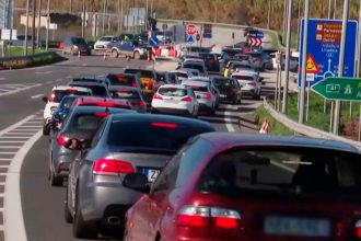 Αμετακίνητοι στα μπλόκα οι αγρότες παρά το νέο κάλεσμα της κυβέρνησης για διάλογο - Απίστευτη η ταλαιπωρία των οδηγών, ουρές χιλιομέτρων και μπάχαλο στους δρόμους!