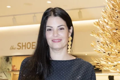 Η Μαρία Κορινθίου διέψευσε ότι σχεδιάζει να παντρευτεί τον Γιώργο Καραθανάση: «Δεν γνωρίζω κάτι άρα δεν ισχύει»