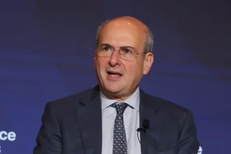 Χατζηδάκης: Επιστροφή ΕΦΚ αγροτικού πετρελαίου στην αντλία, φθηνότερο ρεύμα, επιπλέον πόροι σε κτηνοτρόφους και αγρότες