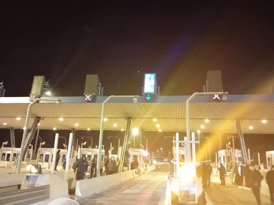 Δυτ. Ελλάδα: Οι αγρότες απέκλεισαν την είσοδο του Αγρινίου