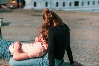 The playbook: Οι ερωτήσεις που «σπάνε» τον πάγο στο πρώτο ραντεβού