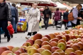 Πάτρα: Πότε θα λειτουργήσουν οι λαϊκές αγορές των Χριστουγέννων και της Πρωτοχρονιάς