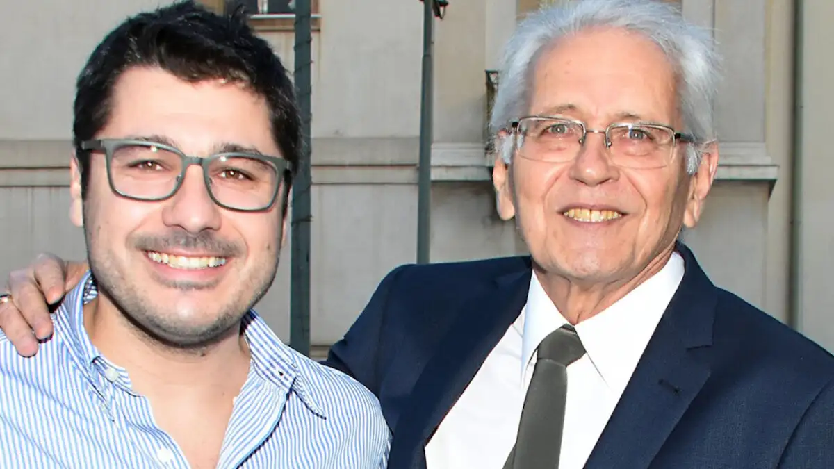 Λάμπρος Κωνσταντάρας: «Τα Χριστούγεννα θα είναι πολύ δύσκολα γιατί θα είναι τα πρώτα χωρίς τον πατέρα μου»