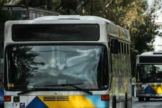 Για το φλας ο άγριος ξυλοδαρμός του οδηγού λεωφορείου – Άφαντος ο δράστης της επίθεσης