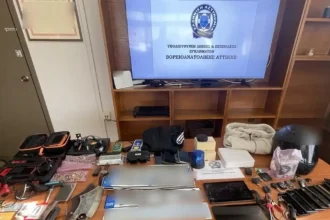 Κηφισιά: Άρπαξαν 180.000 ευρώ από υπάλληλο εταιρείας και το έβαλαν στα πόδια – Έχουν συλληφθεί 19 φορές για ληστεία