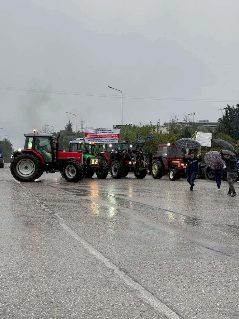 Aχαϊα: Έστισαν μπλόκο και στου “Κουρλαμπά” (ΦΩΤΟ)