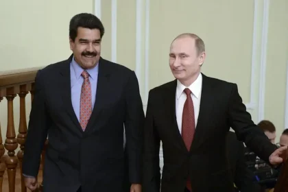 Η Ρωσία ελπίζει ότι η κυβέρνηση Τραμπ δεν θα κάνει «μοιραίο λάθος» με τη Βενεζουέλα και την κυβέρνηση Μαδούρο