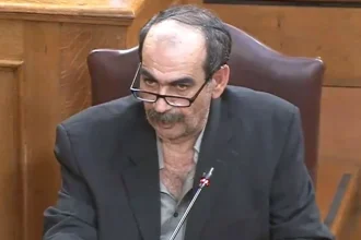 Χάος στη Βουλή, τη σύλληψη του «Φραπέ» ζήτησε η Κωνσταντοπούλου, κατήγγειλε ότι απείλησε πως «θα της στρίψει το λαρύγγι»