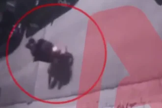 Επεισοδιακή καταδίωξη 12χρονου και 13χρονου που έκλεψαν μοτοσικλέτα από το Περιστέρι