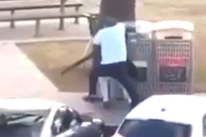 Ανατριχιαστικά βίντεο από το μακελειό στο Σίδνεϊ: Οι νεκροί, οι υπεράνθρωπες προσπάθειες στους τραυματίες και ο αφοπλισμός του ενός δράστη από πολίτη - ήρωα!