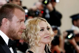 Μαντόνα και Γκάι Ρίτσι συναντήθηκαν στο Λονδίνο, σχεδόν δύο δεκαετίες μετά τον χωρισμό τους