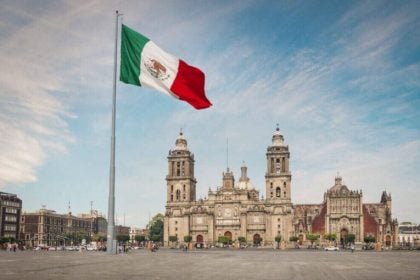 Μείωση των ωρών εργασίας και αύξηση κατώτατου μισθού στο Μεξικό