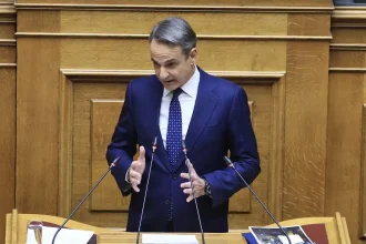 Μητσοτάκης: Επιστροφή δύο ενοικίων για εκπαιδευτικούς, νοσηλευτές, γιατρούς στην επαρχία, νέοι περιορισμοί στο AirBnb και ανακαινίσεις με επιδότηση 90% (ΒΙΝΤΕΟ)