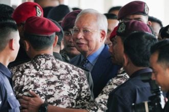 Μαλαισία: Νέα καταδίκη του πρώην πρωθυπουργού Νατζίμπ Ραζάκ για κατάχρηση εξουσίας και ξέπλυμα χρήματος