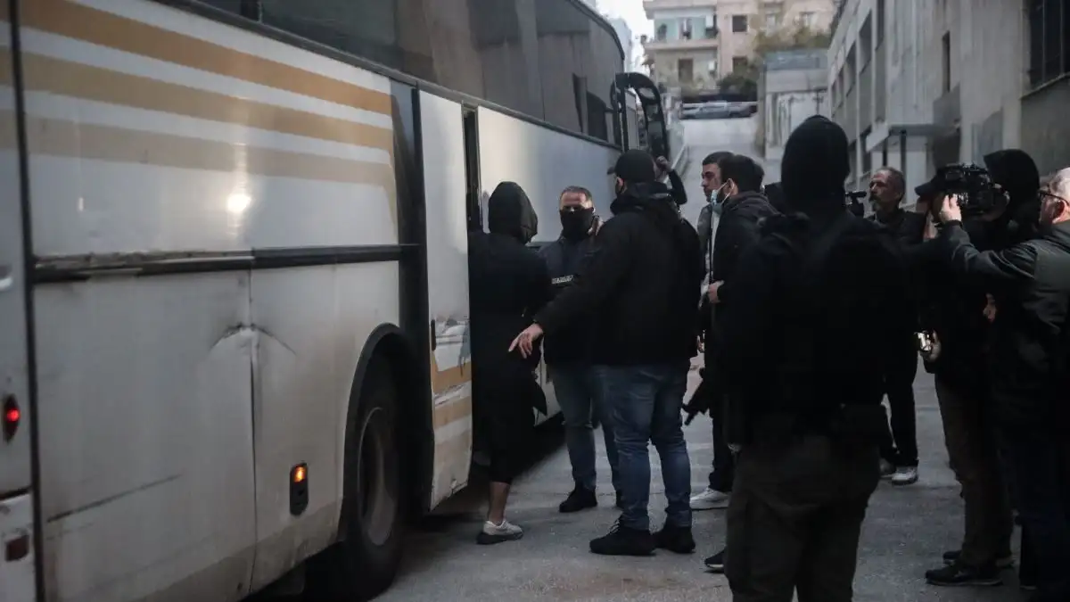 ΟΠΕΚΕΠΕ: Χιλετζάκης και Λαμπράκης στη φυλακή, ελεύθεροι οι υπόλοιποι 14