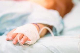 Αλεξανδρούπολη: Στον εισαγγελέα η μητέρα του 3χρονου παιδιού που πέθανε από υποσιτισμό