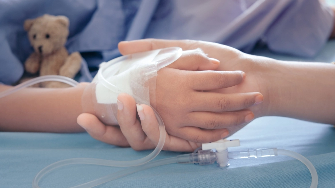 3χρονο με εγκεφαλίτιδα μετά από γρίπη, νοσηλεύεται στη Λάρισα