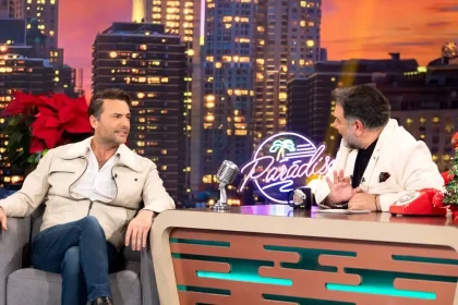 Παναγιώτης Μπουγιούρης και Ορφέας Αυγουστίδης καλεσμένοι απόψε του Γρηγόρη Αρναούτογλου στο «The 2Night Show»