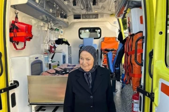 Θα τρίζουν τα κόκαλα της Αθηνάς Παπαχρήστου: Μήνες τώρα σε συνεργείο της Πάτρας το ασθενοφόρο - δωρεά της