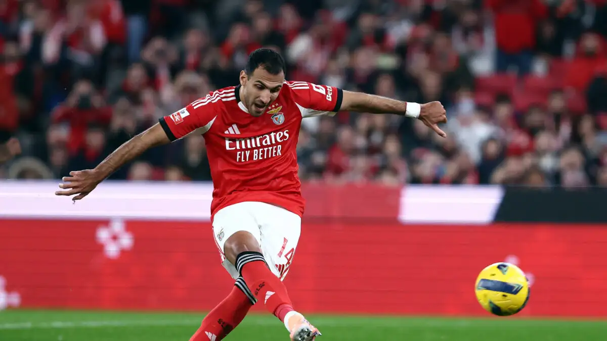 «Καυτός» Βαγγέλης Παυλίδης!